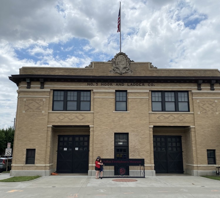 dallas-firefighters-museum-photo